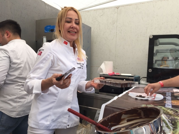İZMİR ÇİKOLATA FESTİVALİNİN EN TATLISI İZPAD