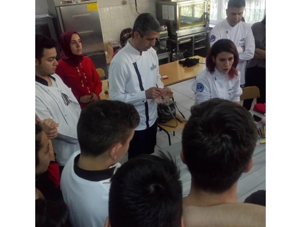 BORNOVA MESLEKİ VE TEKNİK ANADOLU LİSESİ İLE İŞBİRLİĞİ PROTOKOLÜ 