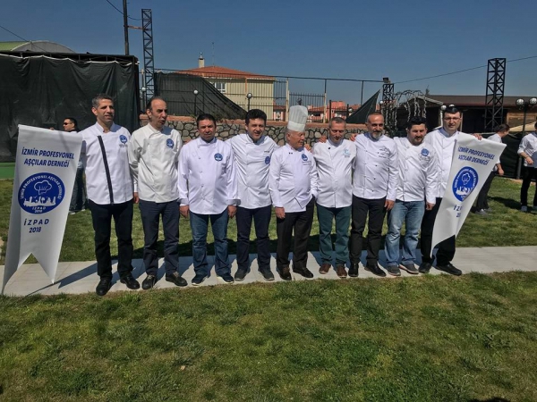 İzmir Profesyonel Aşçılar Derneği İlk Toplantısını Yaptı