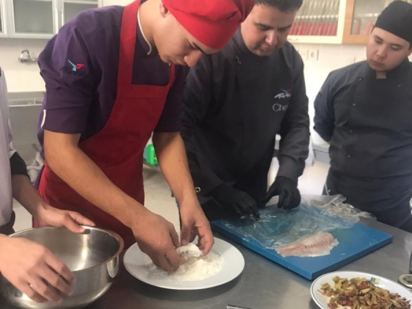 ALTINOLUK FERNUR SÖZEN OTELCİLİK VE TURİZM MESLEK LİSESİ ZİYARETİMİZ