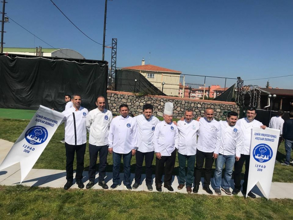 İzmir Profesyonel Aşçılar Derneği İlk Toplantısını Yaptı