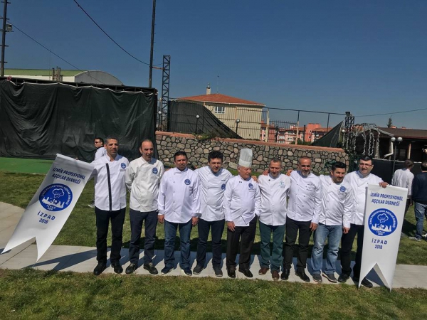 İzmir Profesyonel Aşçılar Derneği İlk Toplantısını Yaptı