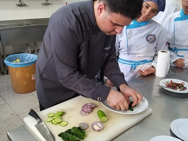 ALTINOLUK FERNUR SÖZEN OTELCİLİK VE TURİZM MESLEK LİSESİ ZİYARETİMİZ