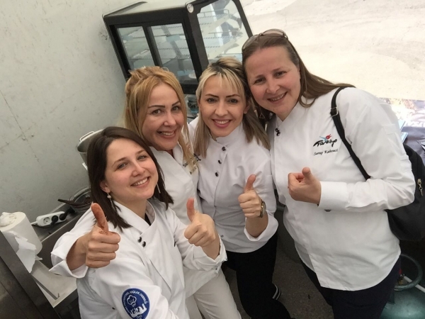 İZMİR ÇİKOLATA FESTİVALİNİN EN TATLISI İZPAD