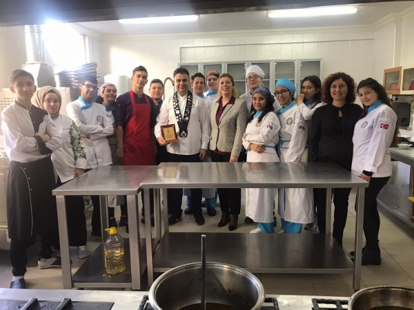ALTINOLUK FERNUR SÖZEN OTELCİLİK VE TURİZM MESLEK LİSESİ ZİYARETİMİZ