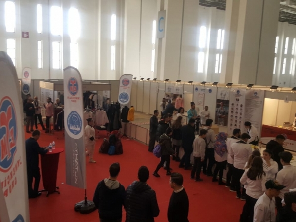 2018 İZMİR'İN ŞEFLERİ ULUSLARARASI YEMEK YARIŞMASI