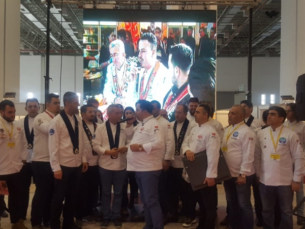 2018 İZMİR'İN ŞEFLERİ ULUSLARARASI YEMEK YARIŞMASI