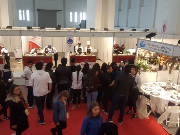 2018 İZMİR'İN ŞEFLERİ ULUSLARARASI YEMEK YARIŞMASI