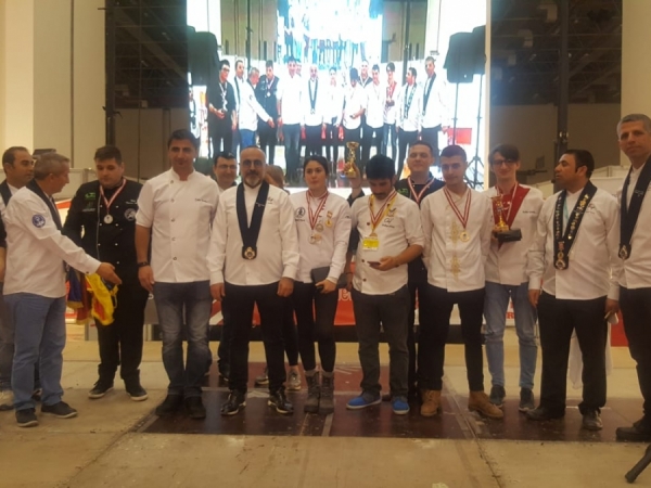 2018 İZMİR'İN ŞEFLERİ ULUSLARARASI YEMEK YARIŞMASI