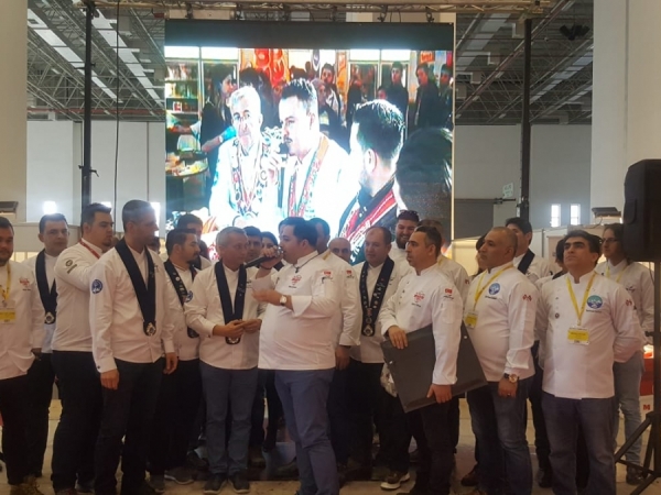 2018 İZMİR'İN ŞEFLERİ ULUSLARARASI YEMEK YARIŞMASI