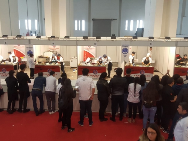 2018 İZMİR'İN ŞEFLERİ ULUSLARARASI YEMEK YARIŞMASI